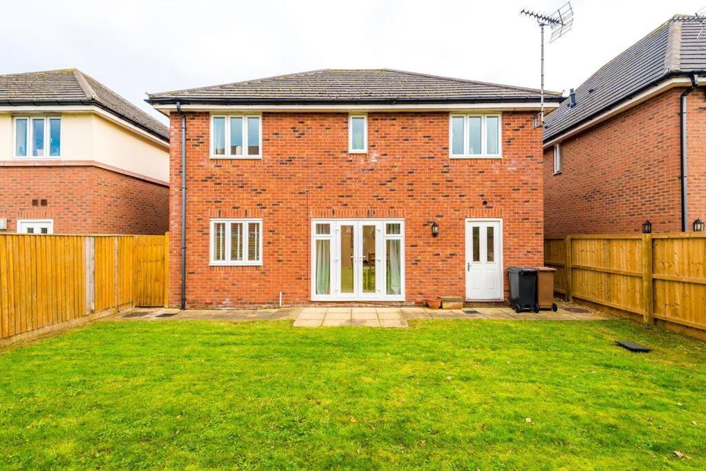 Luxurious Cosy 4Br Home Cheshire Saughall Exteriér fotografie